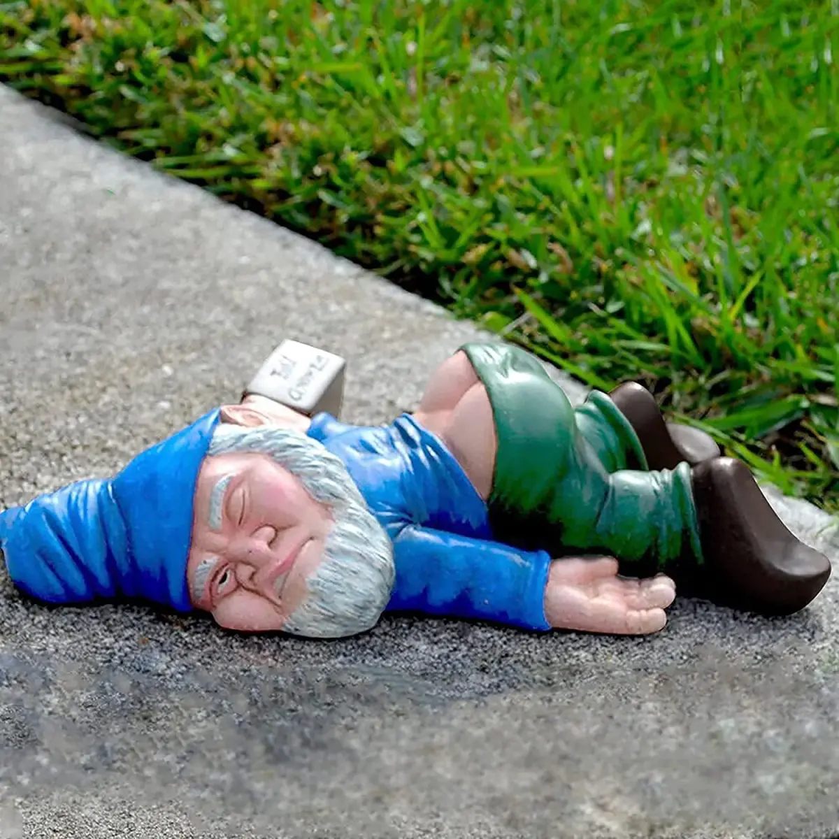 IcyAits Funny Drunk Dwarf Garden Gnome Statue 15.2cm (6in) | Resin Outdoor Decor for Patio, Lawn, Yard - main product image