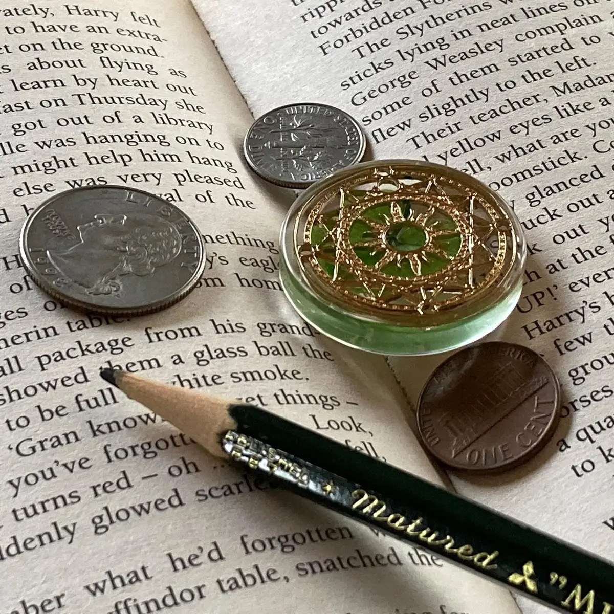 Kin-Hebi Four Leaf Clover Good Luck Pocket Token 1.25” | Preserved Lucky Charm with Metal Ornament - view 3