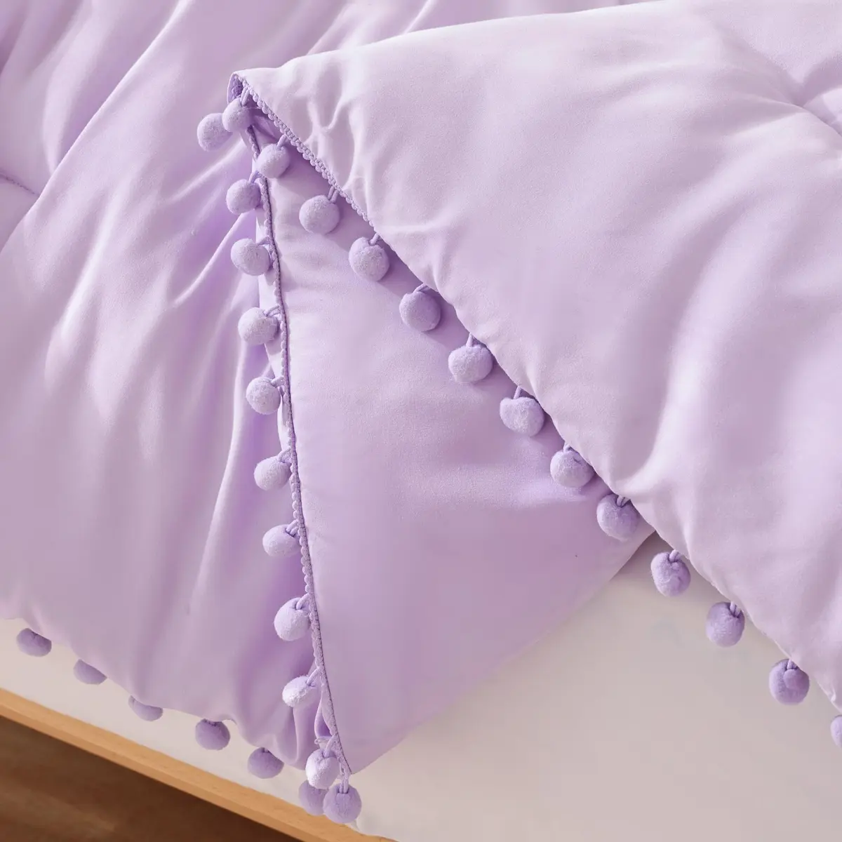 YIRDDEO Queen Comforter Set, Lavender Purple Ball Pom Fringe Bedding 3 Pcs | Soft & Safe Polyester Comforter for All Seasons - view 7