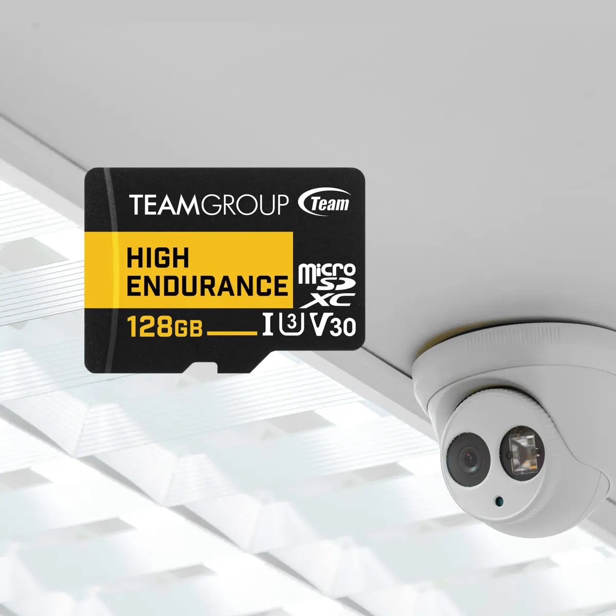 TEAMGROUP High Endurance 256GB Micro SDXC UHS-I U3 V30 4K 100MB/s Flash Memory Card | Designed for Monitoring & Consistent Recording - view 4
