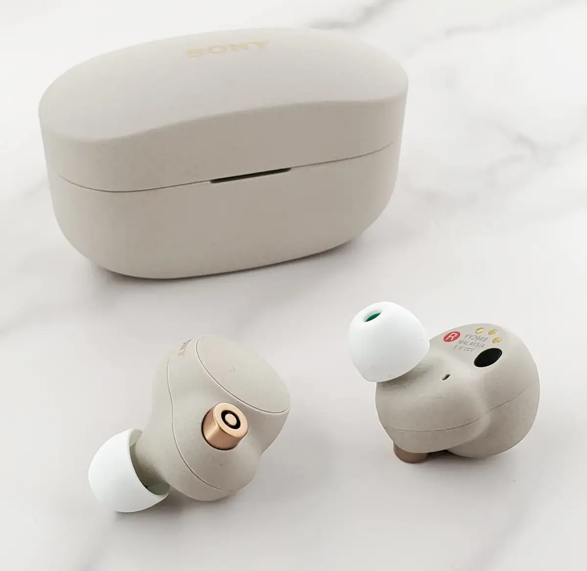 ALXCD White Silicone Eartips for Sony WF-1000XM4 Earbuds | 3 Pairs S/M/L Fit - view 3