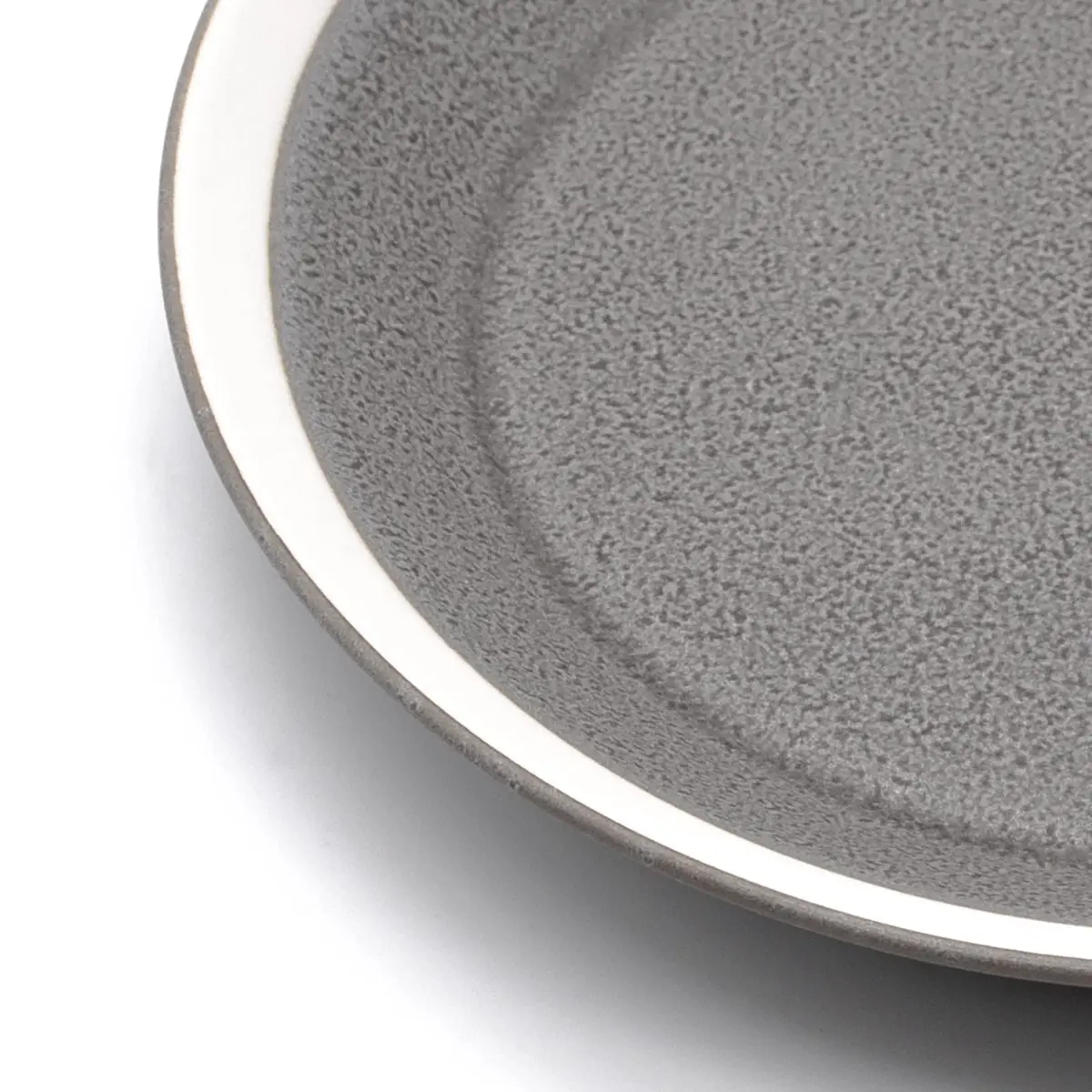 KIMURA GLASS Yumiko Iihoshi Porcelain 18cm Moss Gray Plate | Matte Japanese Dishware - view 4