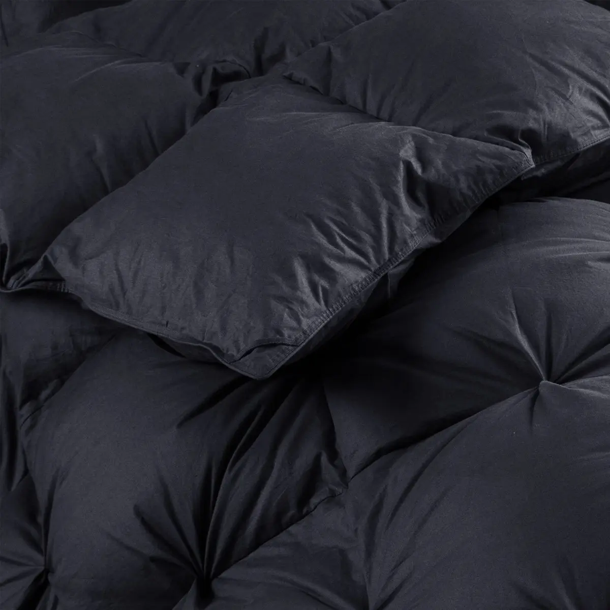 EGYPTIAN BEDDING Luxurious Black Pinch Pleat Down Comforter 120x98 | Oversize King, Egyptian Cotton, RDS Certified - view 7