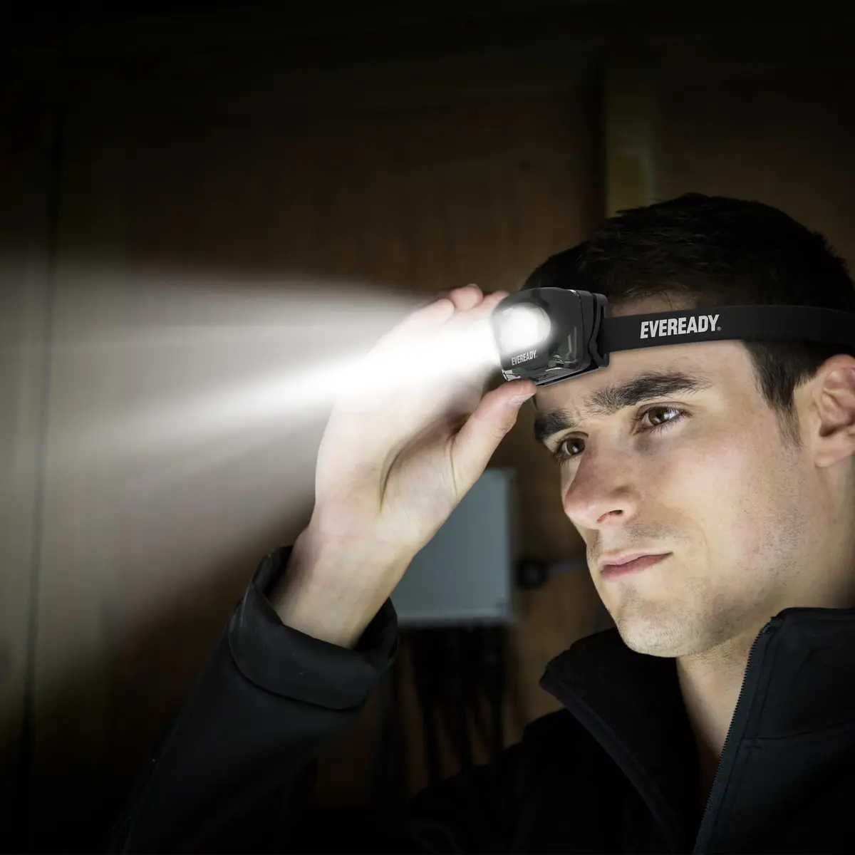 Eveready Rechargeable LED Headlight 300 Lumen (1 Pack) | IPX4 Water Resistant, 195ft Beam Distance - view 5