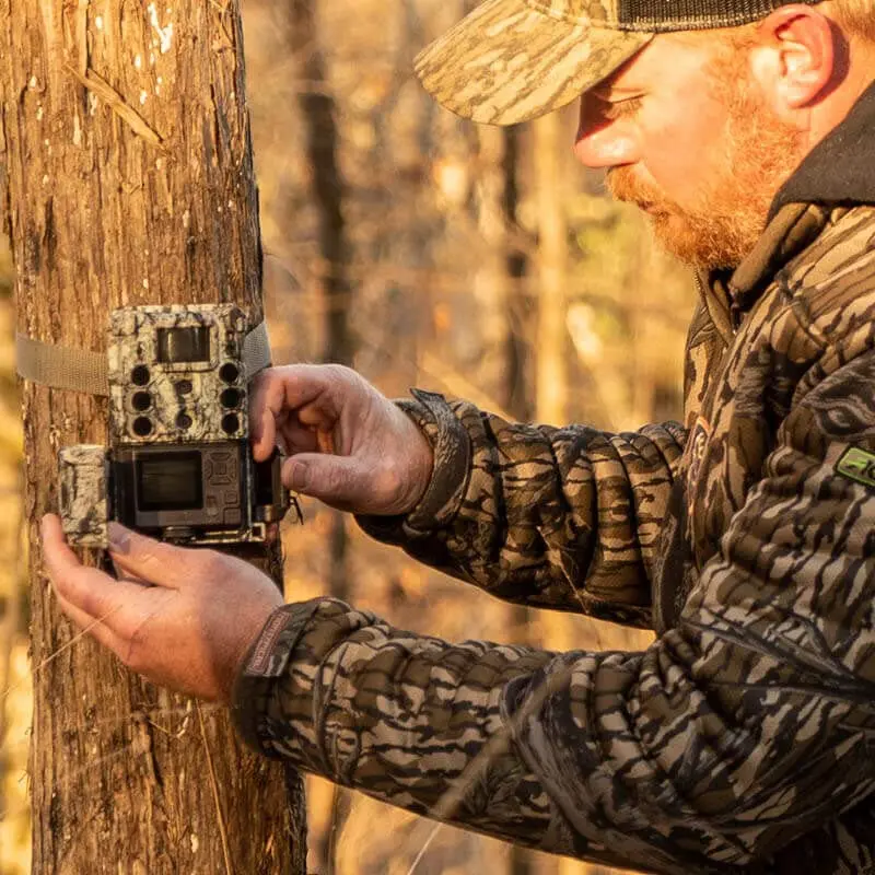 Bushnell Core DS-4K No Glow Trail Camera | 4K Video, 32MP Images, 120ft Night Vision - view 2