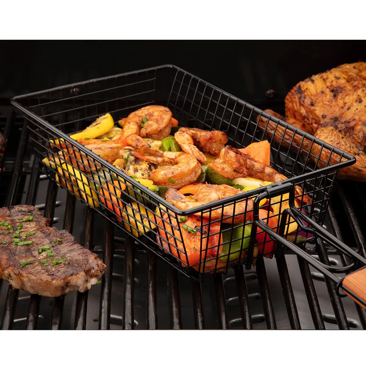 Cuisinart CNTB-555 Non-Stick Grilling Basket with Foldable Handle | Grills Small Foods Without Skewers - view 6