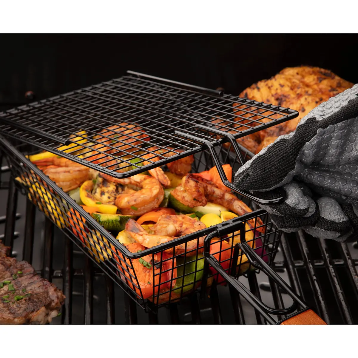 Cuisinart CNTB-555 Non-Stick Grilling Basket with Foldable Handle | Grills Small Foods Without Skewers - view 4