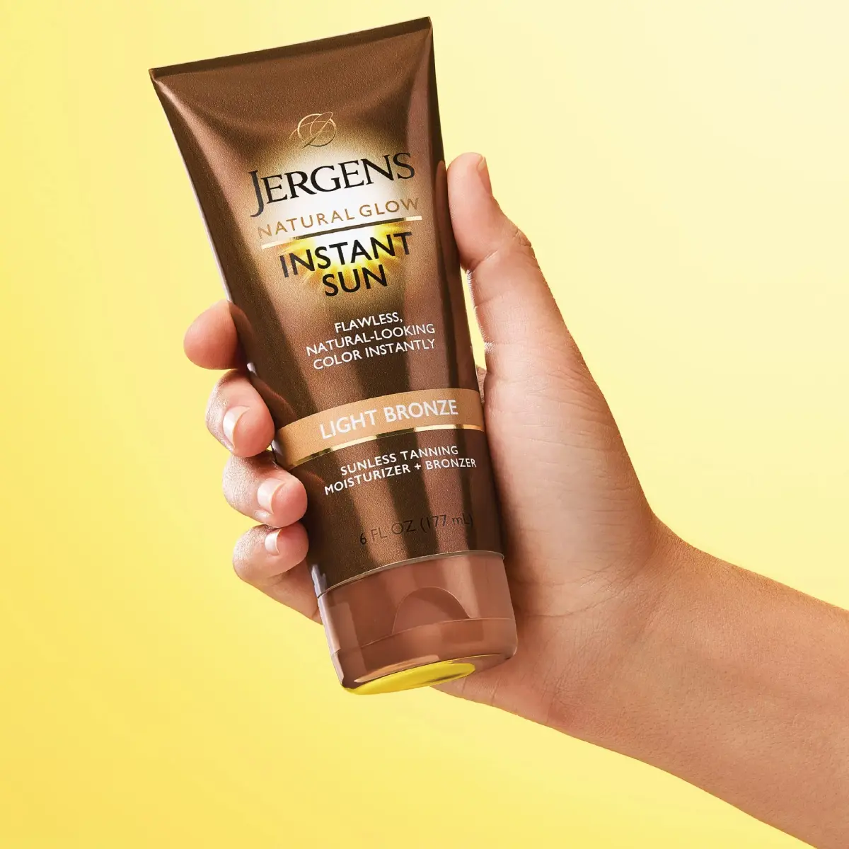 Jergens Natural Glow Instant Tanning Moisturizer Light Bronze 177ml (6 fl oz) | Streak-Free Sunless Tan - view 9