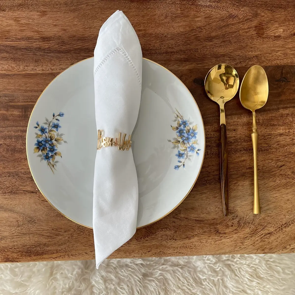 YODOOLTLY Gold 6 pcs Napkin Ring Set | Elegant Letter Metal Table Decor for Weddings & Ramadan - view 2