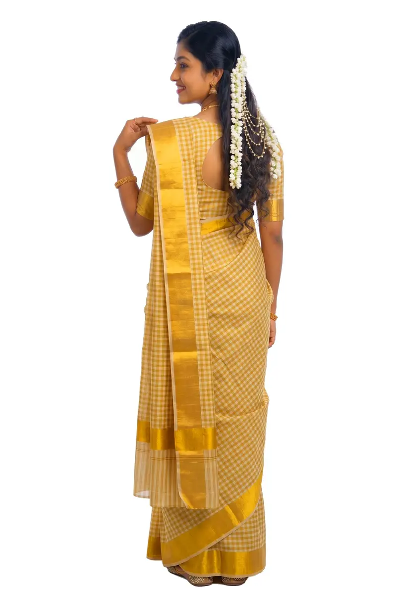 YETTALAN Kerala Traditional Cotton Checked Sari with Gold Jari Blouse 6.25m (20.5 ft) - view 2
