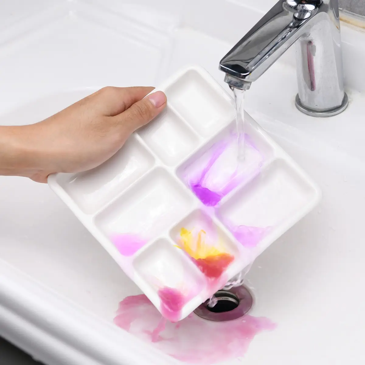 MEEDEN Ceramic Watercolor Paint Palette: 8-Well Artist Mixing Tray 7x7 | Durable, Lightweight & Easy to Clean - view 5