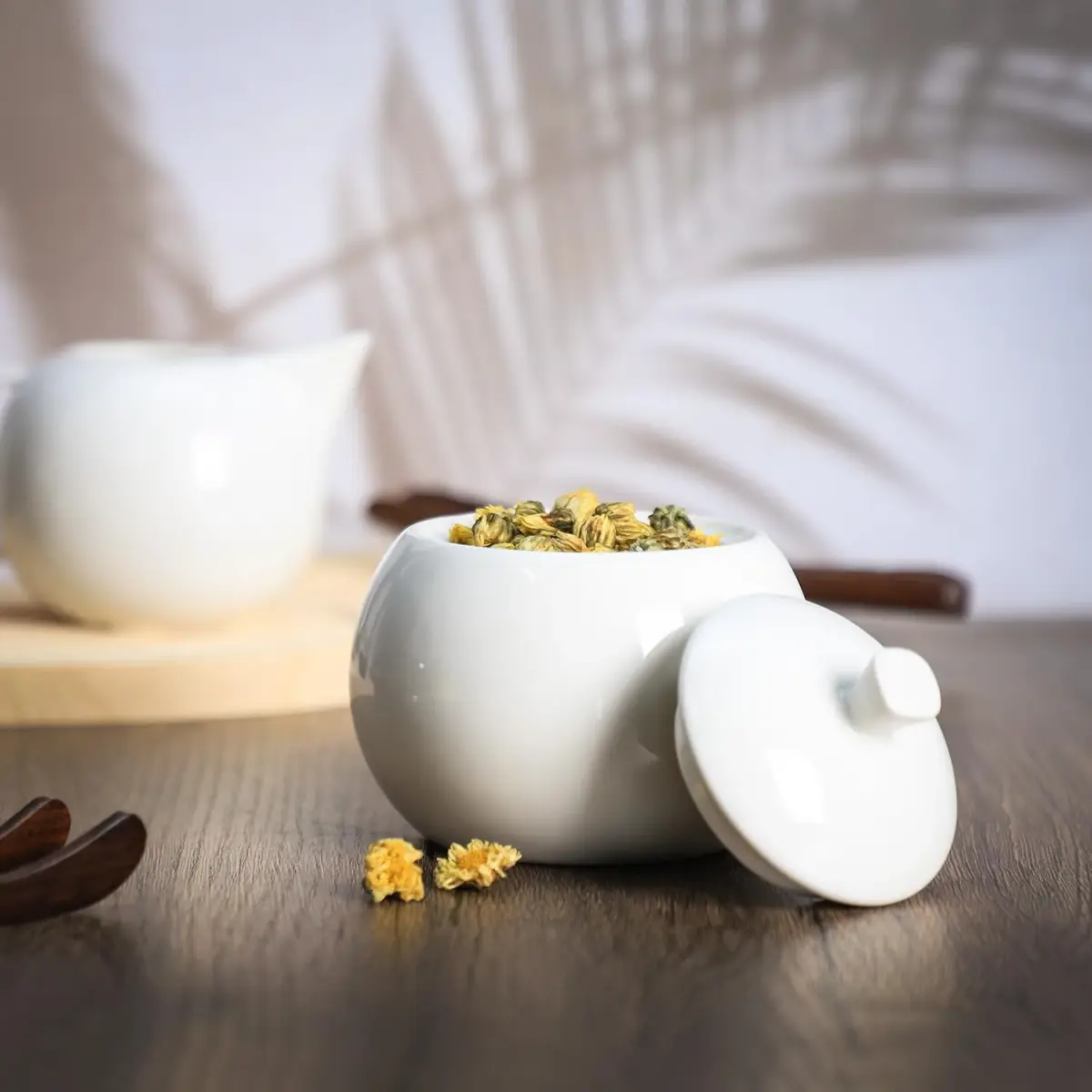 Bicuzat Pure White Porcelain Sugar Bowl and Creamer Set with Lid | 3-Piece Set, 10 oz & 12 oz - view 5