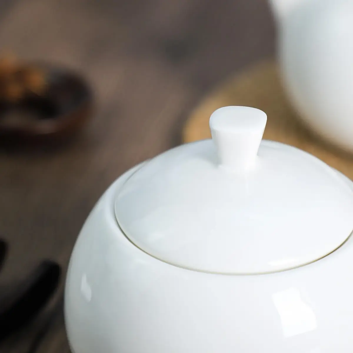 Bicuzat Pure White Porcelain Sugar Bowl and Creamer Set with Lid | 3-Piece Set, 10 oz & 12 oz - view 7
