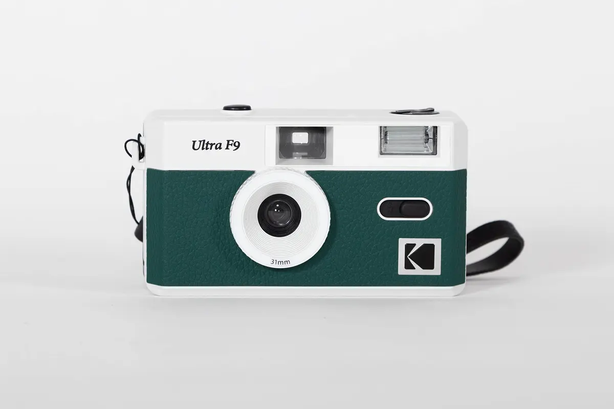 Kodak Ultra F9 Film Camera 35mm (130g) White x Green | Focus-Free Point & Shoot - main product image