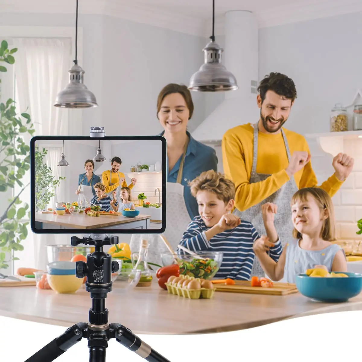 ARNARKOK Full Metal Tablet Tripod Mount 7.9-12.9 Inch | Slim Aluminum Design for Steady Filming - view 7