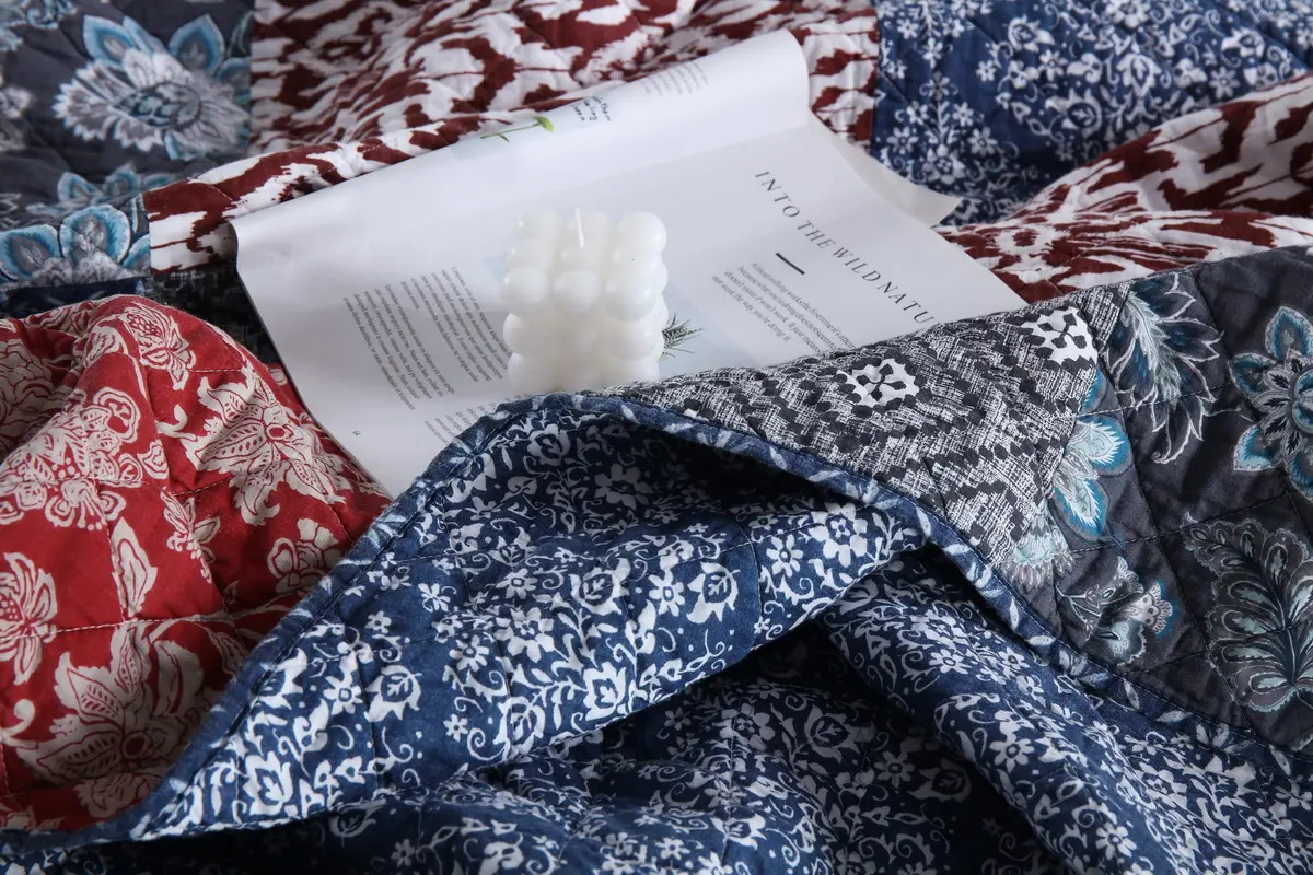 Yvooxny Quilts King Size Bedspread Quilt Set Lightweight Reversible Patchwork Bedding for All Seasons - view 5