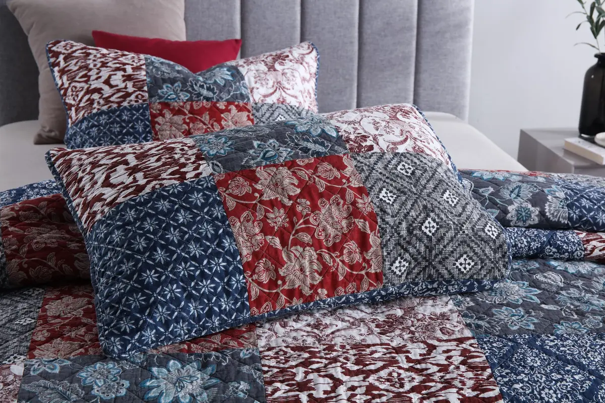 Yvooxny Quilts Queen Size 3-Piece Patchwork Quilt Set | All-Season Reversible Bohemian Style - view 7