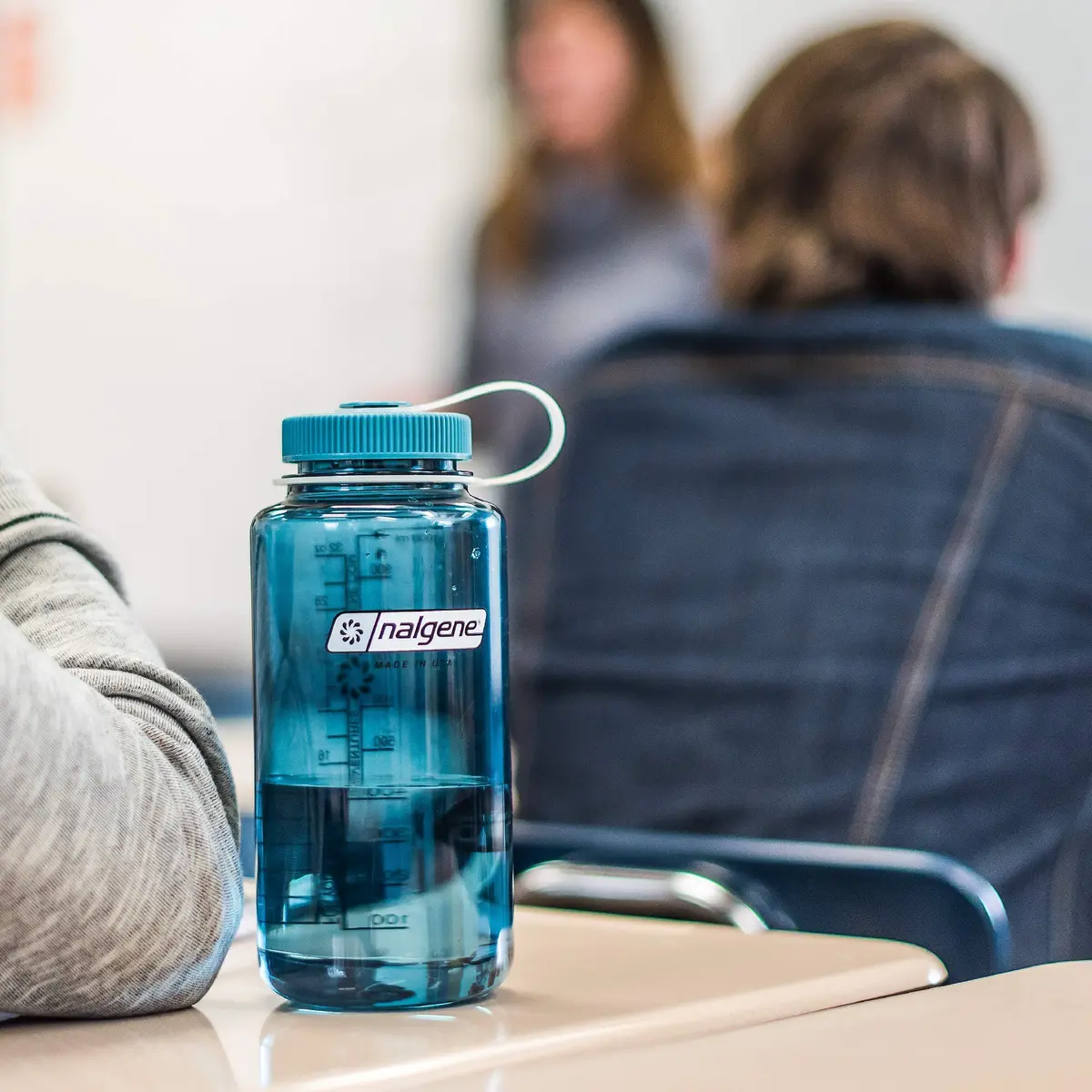 Nalgene Sustain Tritan BPA-Free Water Bottle 1 L (32 oz) Wide Mouth | Leak-Proof & Dishwasher Safe - view 3