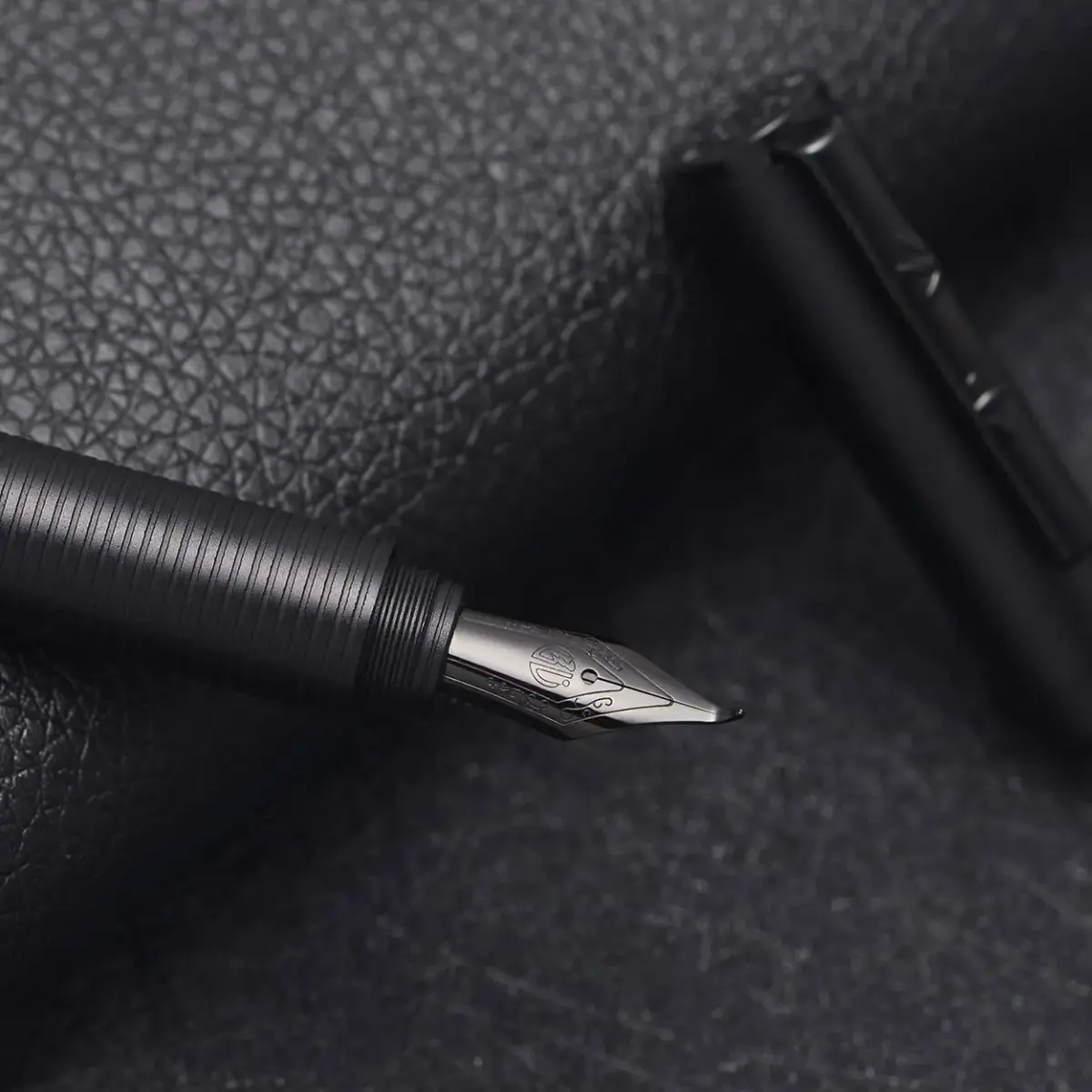 erofa H3 Fountain Pen - Titanium Black Bent Nib with Bamboo Clip, 0.5mm Fine Point - view 3