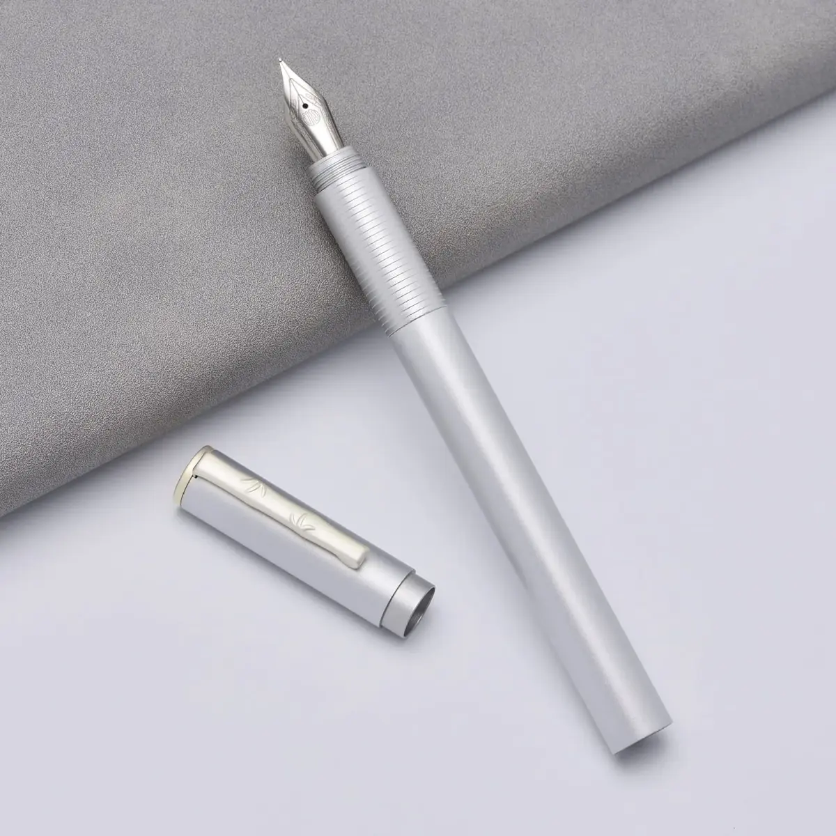 erofa H3 Fountain Pen Fine Nib with Bamboo Clip, Silver Aluminum Alloy Writing Pen 135mm (0.5in) - main product image