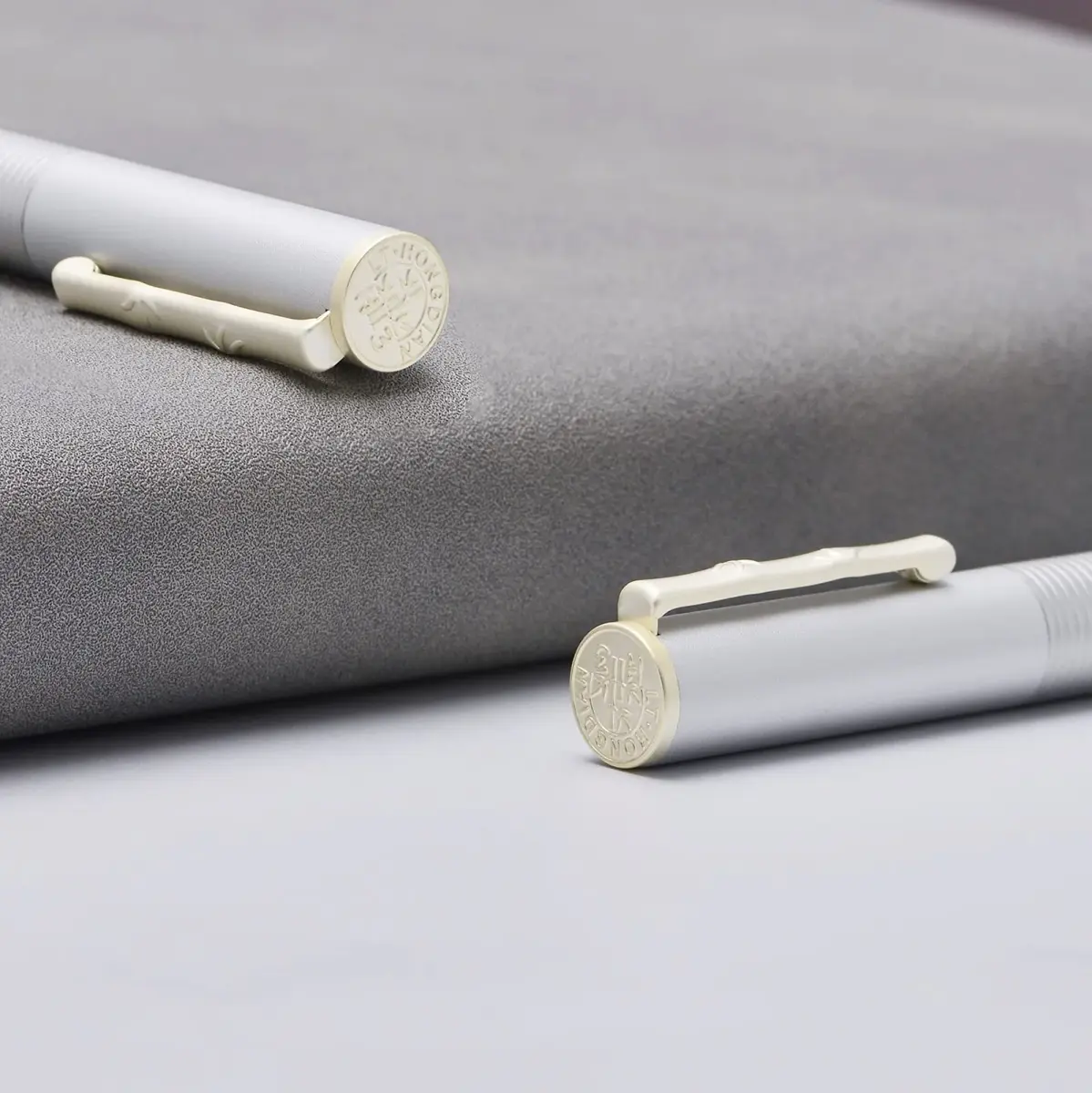 erofa H3 Fountain Pen Fine Nib with Bamboo Clip, Silver Aluminum Alloy Writing Pen 135mm (0.5in) - view 5