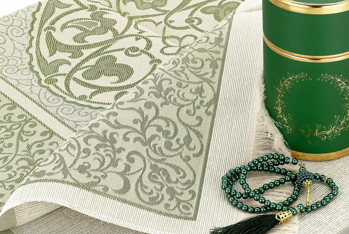 ihvan online Muslim Prayer Rug and Prayer Beads | Soft Taffeta Fabric, Green, Portable, Ideal Gift (70-120 chars) - view 7