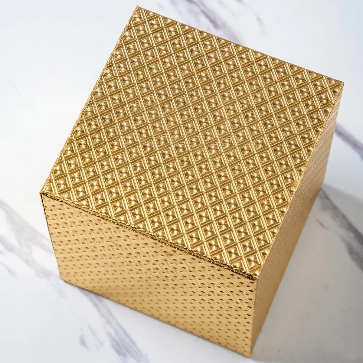 SUNYUROU Gold Square Tissue Box Cover for Bathrooms & Desks | 14cm x 13.1cm x 14.3cm - view 5