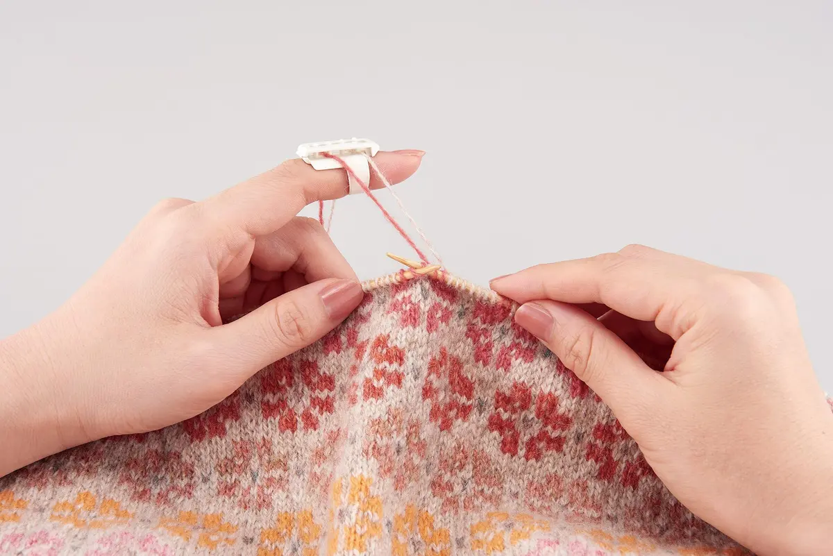 Clover Large Yarn Guide for Knitting & Crochet | White Plastic - view 3