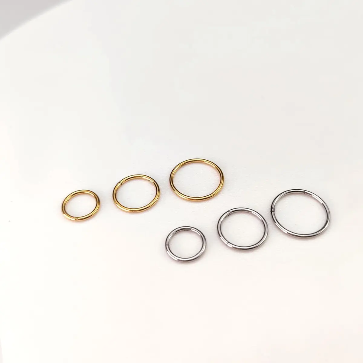 MeiziQL Nose Rings Hoop 20G Gold Nose Hoop | Hypoallergenic Body Jewelry for Women Men - view 3