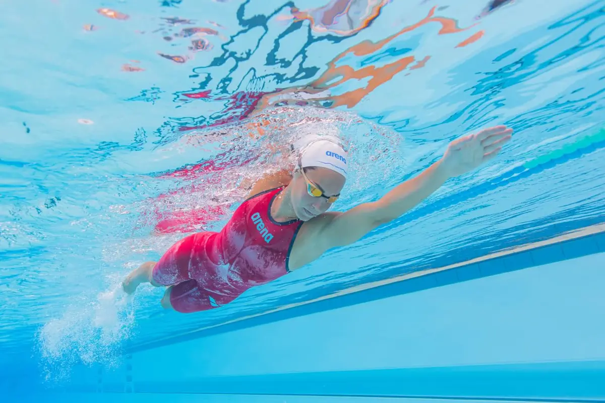 ARENA Aquaforce Wave Silicone Racing Swim Cap Large | FINA-Approved Hydrodynamic Performance - view 5