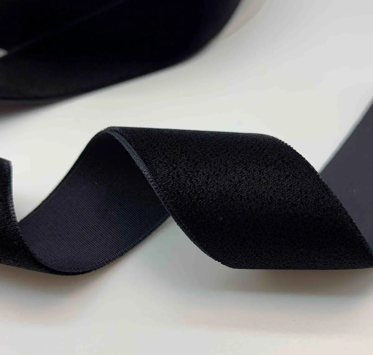 XMRIBBON Black Velvet Ribbon Single Sided 2.54 cm (1 Inch) x 9.14 m (10 Yards) Spool | Classic Solid Nylon Craft Ribbon - view 3