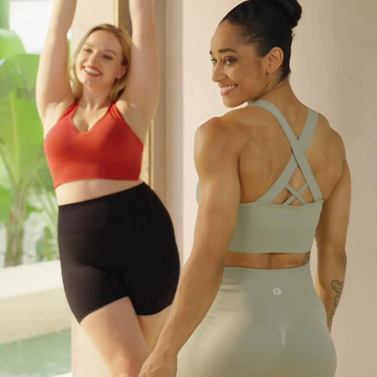 Evercute Sports Bra for Women Padded Medium Support Criss Cross Strappy Bras Seamless High Impact Yoga Exercise Athletic Bras | Supportive & Stylish - view 2
