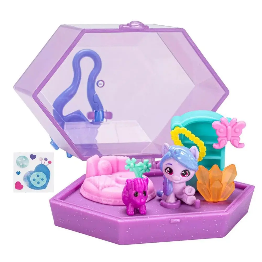 My Little Pony Mini World Magic Crystal Keychain Izzy Moonbow Toy - Portable Mini Playset, Pony, and Accessories for Kids Ages 5+ - view 7