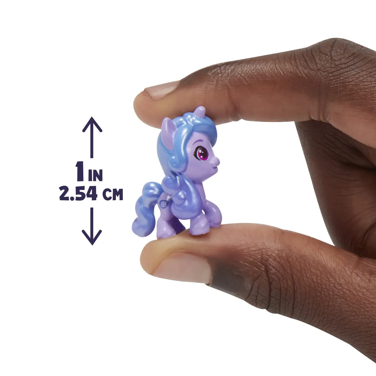 My Little Pony Mini World Magic Crystal Keychain Izzy Moonbow Toy - Portable Mini Playset, Pony, and Accessories for Kids Ages 5+ - view 3