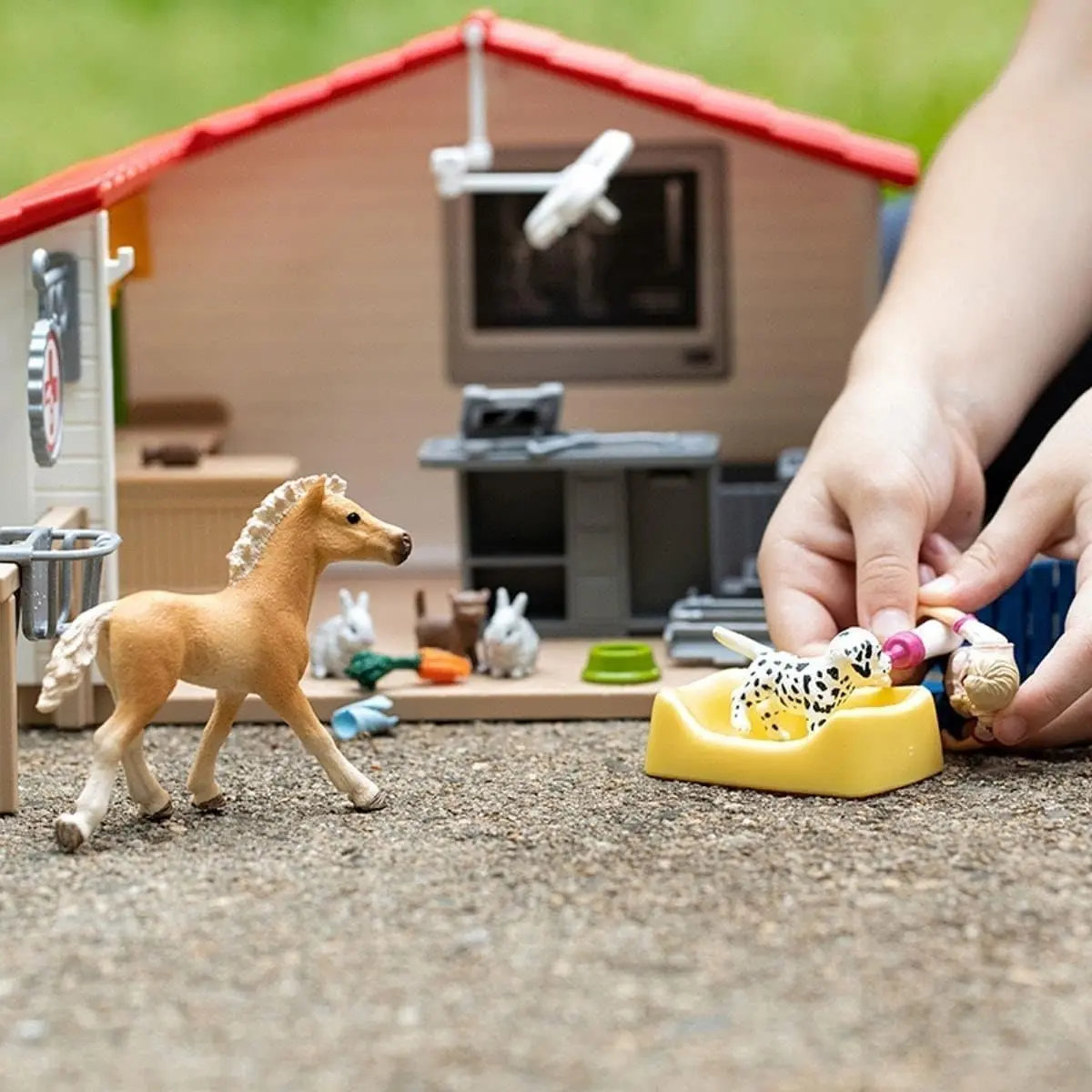 Schleich Farm World - 43Pc Veterinarian Practice with Pets | Interactive Animal Playset for Kids 3+ - view 10
