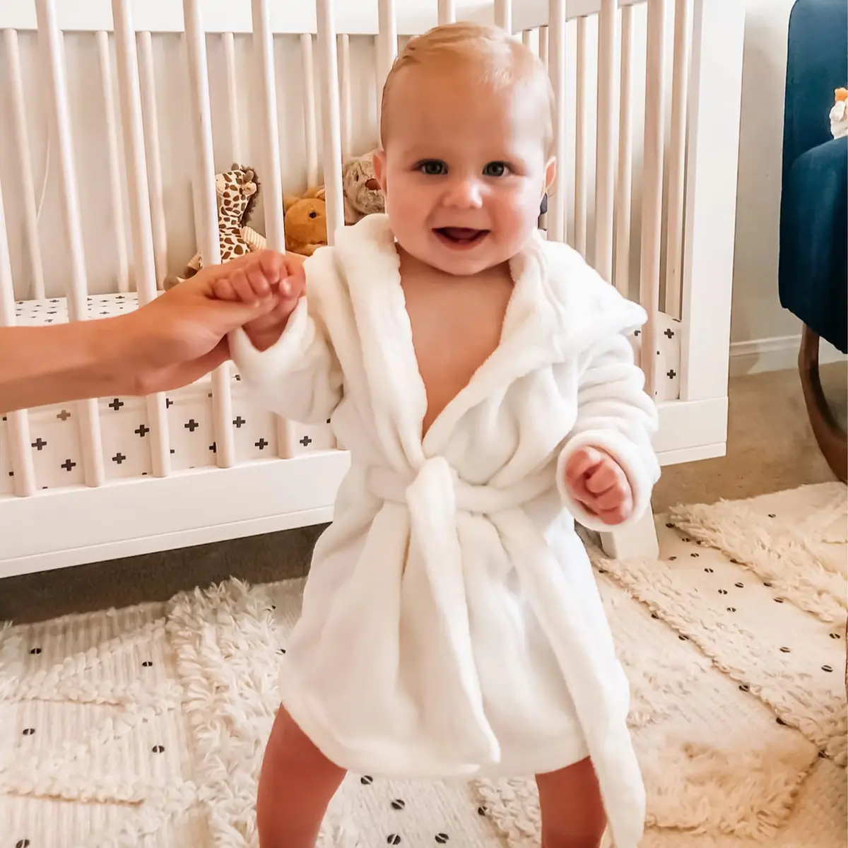 M&G House Newborn Photography Props Baby Bathrobe Set White 6-13 Months | Soft Cotton Crochet - view 5