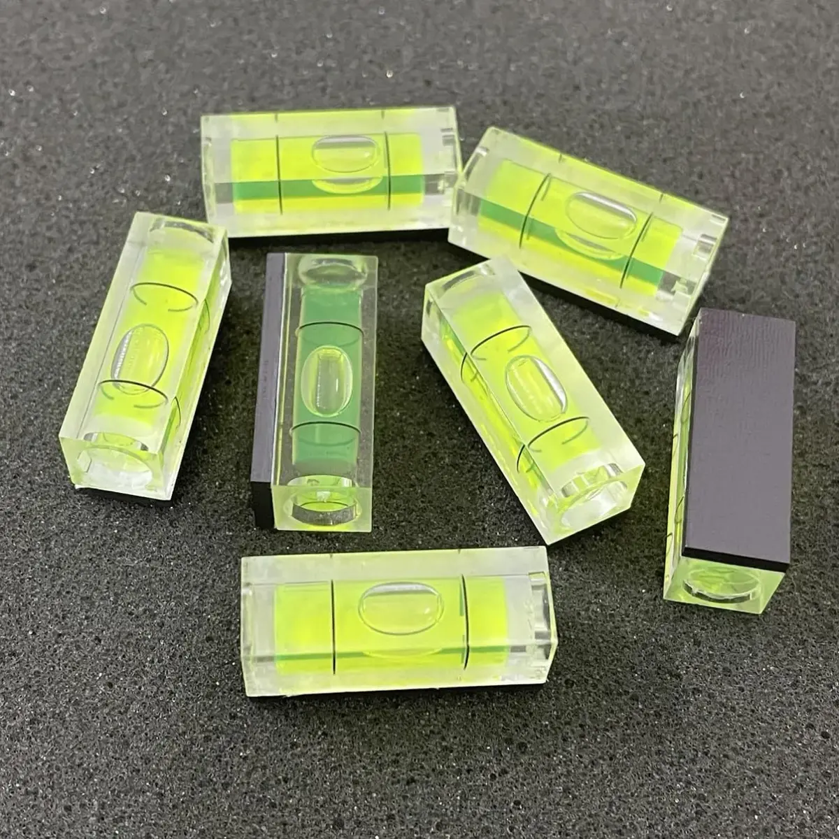 ZUJHPYMI Magnetic Small Bubble Level 10x10x29mm | 6-Piece Set - view 6