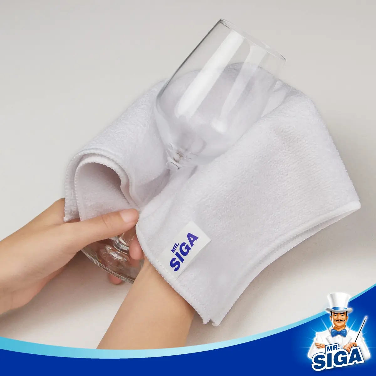 MR.SIGA Microfiber Cleaning Cloths, Streak Free Microfiber Towels, 12 Pack, 32cm x 32cm (12.6" x 12.6") | Absorbent & Lint-Free - view 6