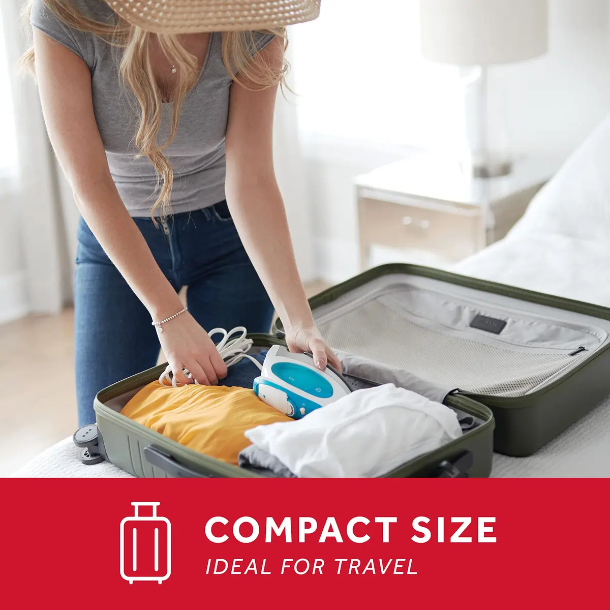Sunbeam Travel Steam Iron 1080W Dual Voltage Compact Size Portable Non-Stick Soleplate - view 6
