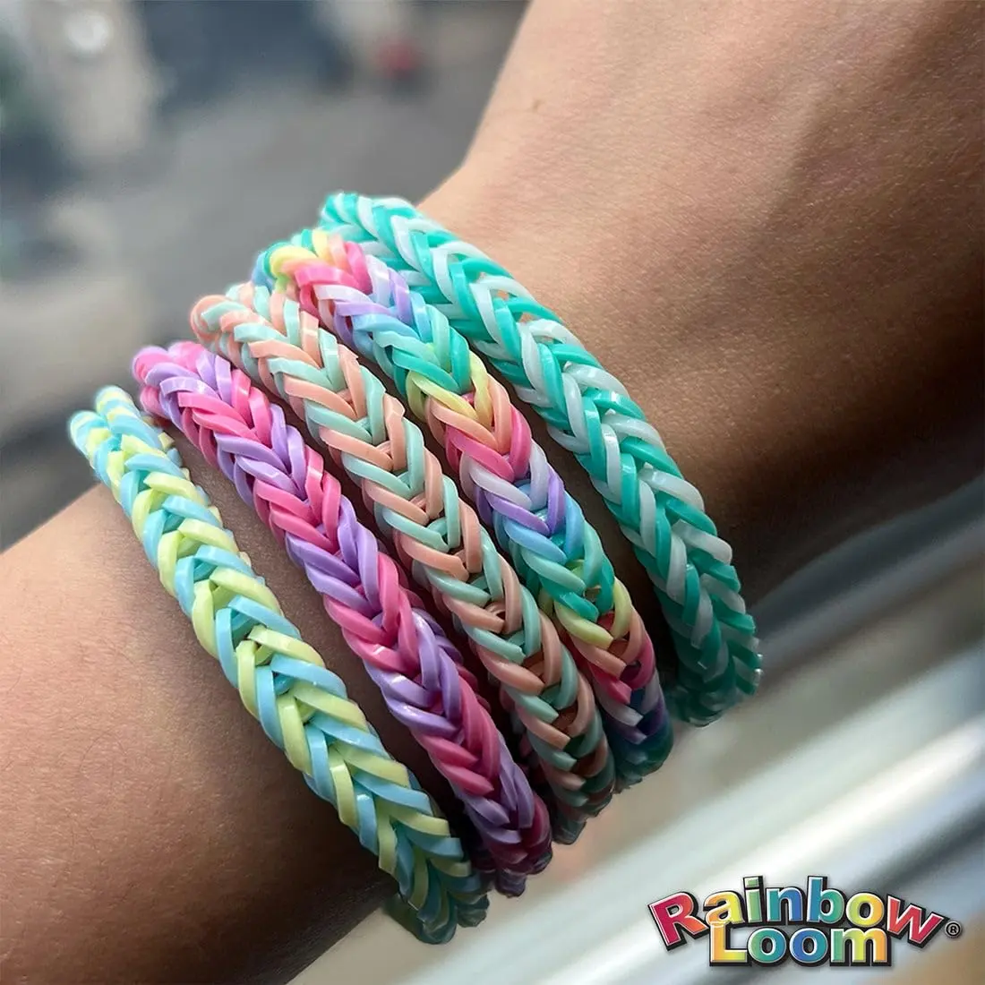 Rainbow Loom Treasure Box Pastel Edition - 8,000 Rubber Bands & 2 Happy Looms | Art Craft Kit for Ages 7+ - view 6
