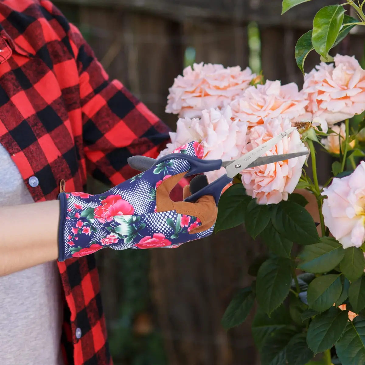 MERTURN Leather Gardening Gloves for Women Floral Pattern | Touch Screen & Heavy Duty (9 in) - view 7