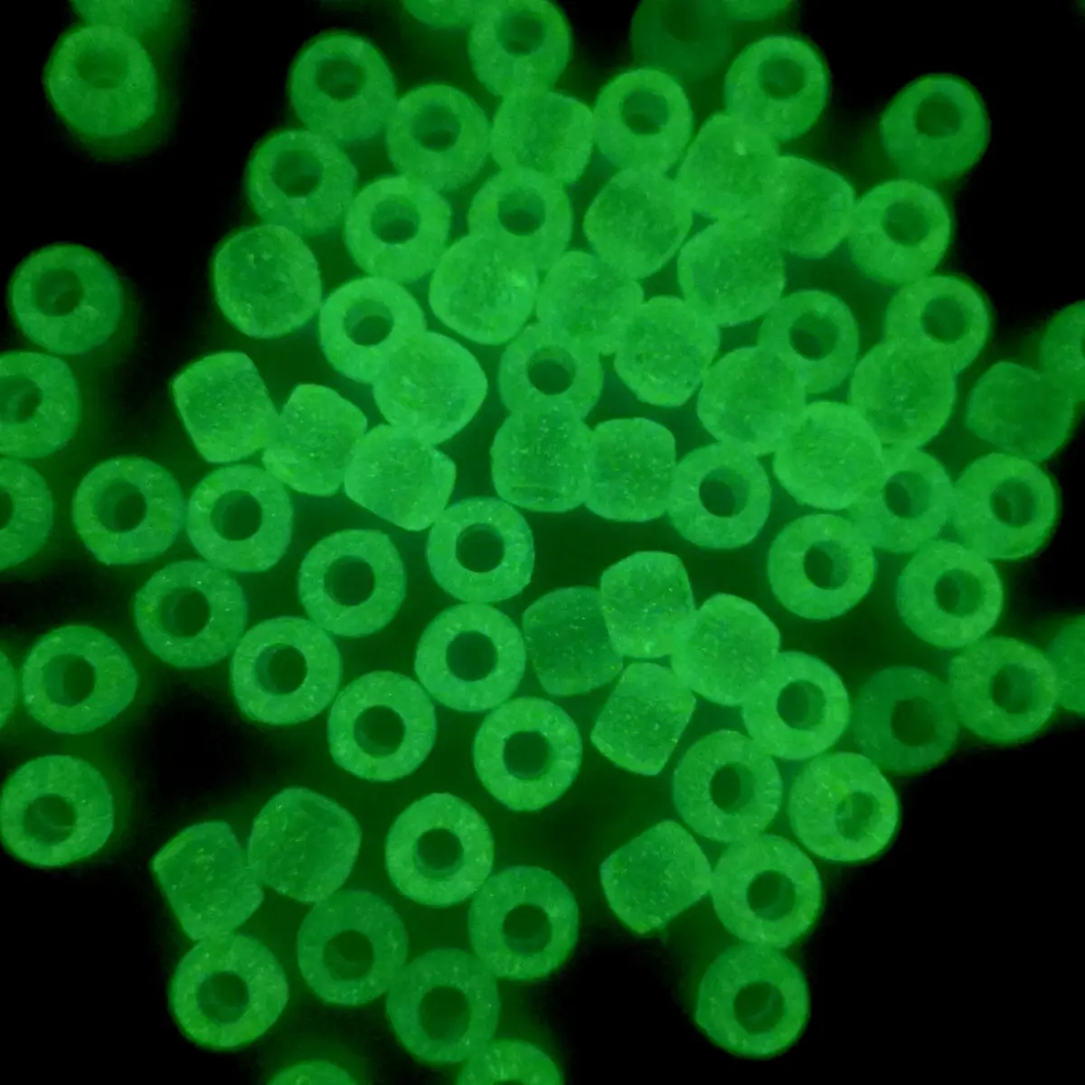 Looconi UV Beads Multi Color Changing Plastic Pony Beads 600 Pieces | Glow in The Dark & UV Reactive - view 5