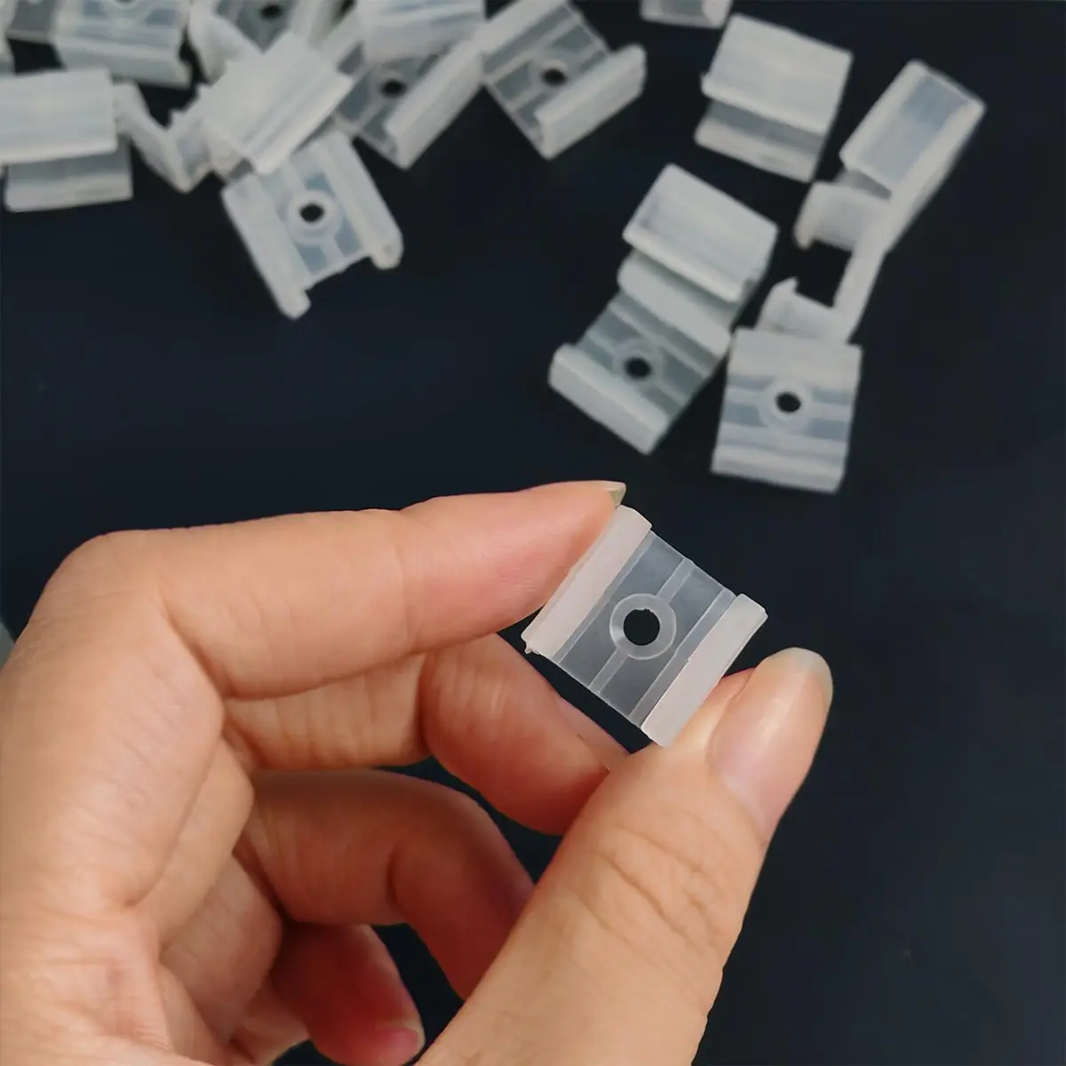 GYGhaoho LED Strip Light Fixing Clips 120 Pcs | Secure 12-14mm Strips with Screws - view 5