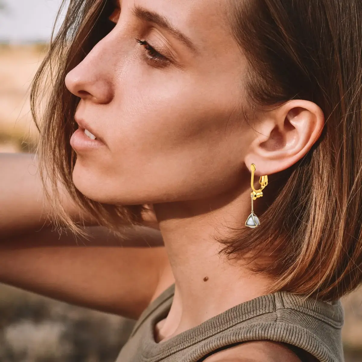 Aylifu 12 Pairs Golden Clip-On Earring Converters Components with Comfort Pads | Hypoallergenic Brass Earring Clips for Non Pierced Ears - view 5