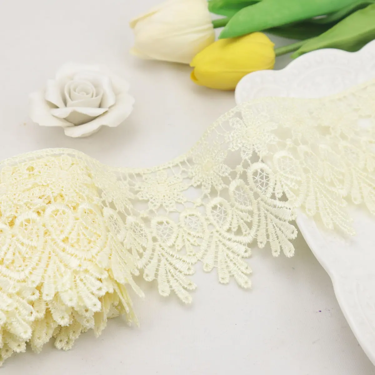 AIETSYEI Beige Lace Trim 9cm (3.5 Inch) Wide Venise Lace Ribbon | 5 Yards for Sewing & Crafts - main product image