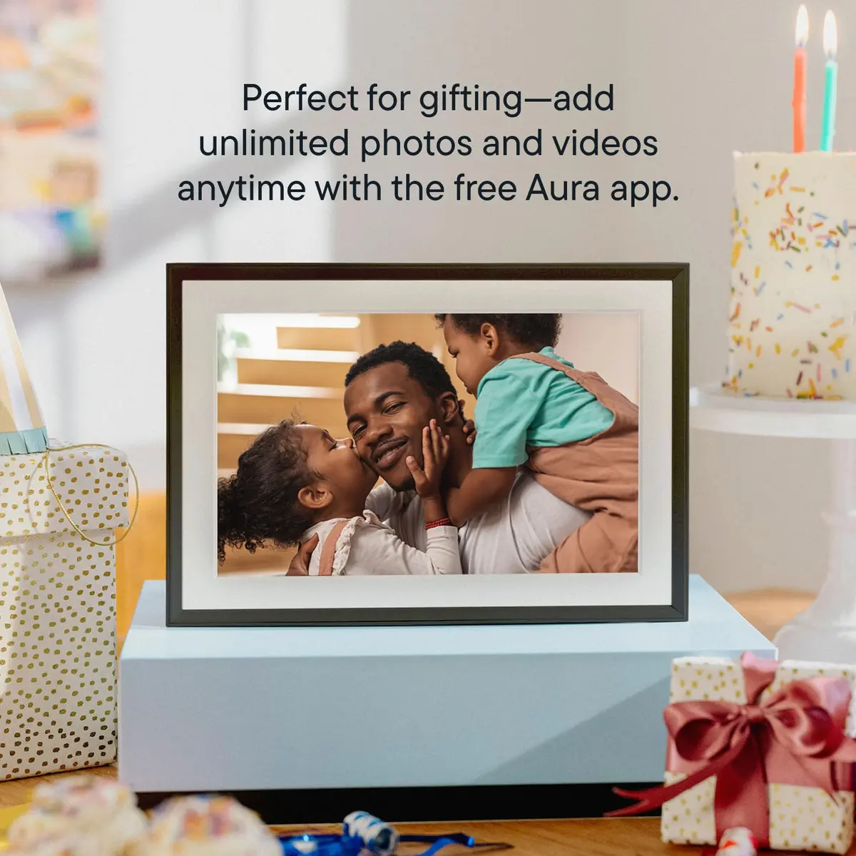 AURA Carver Mat HD Digital Picture Frame 25.65 cm (10.1") | Wirecutter's Best Frame for Gifting - view 7