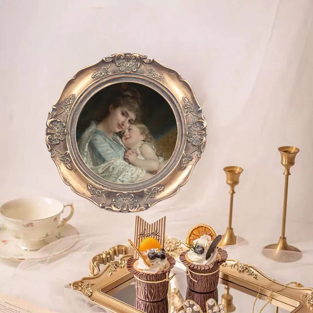 WINPLUS+ Vintage Round Picture Frame 4x4 Inch (10x10 cm) | Antique Bronze Resin with Embossed Floral Detail - view 4