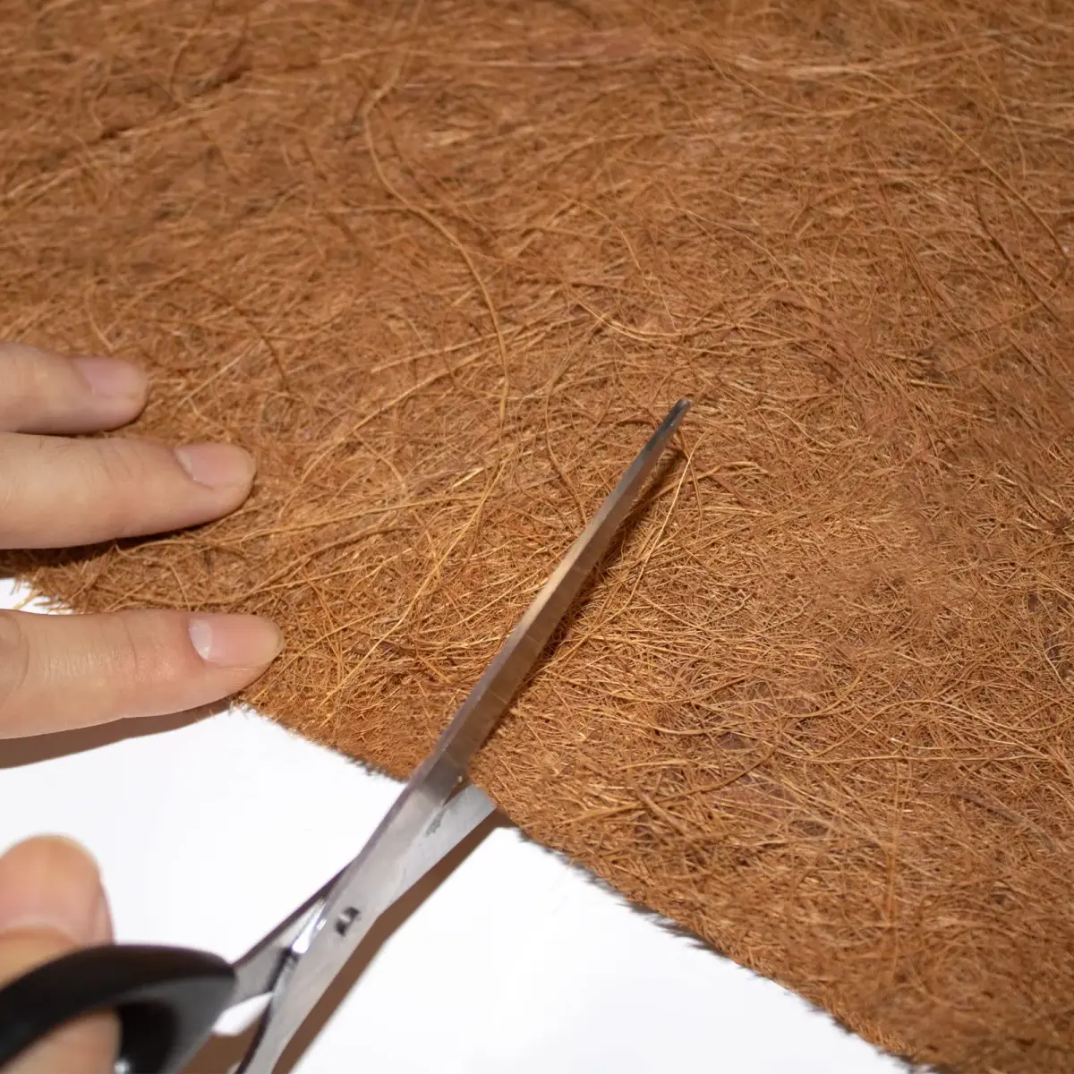 MIOHNAN Natural Coco Coir Fiber Liner Roll Sheet 40cm (16 inch) x 244cm (96 inch) | Sustainable & Vegan Friendly for Planters - view 4