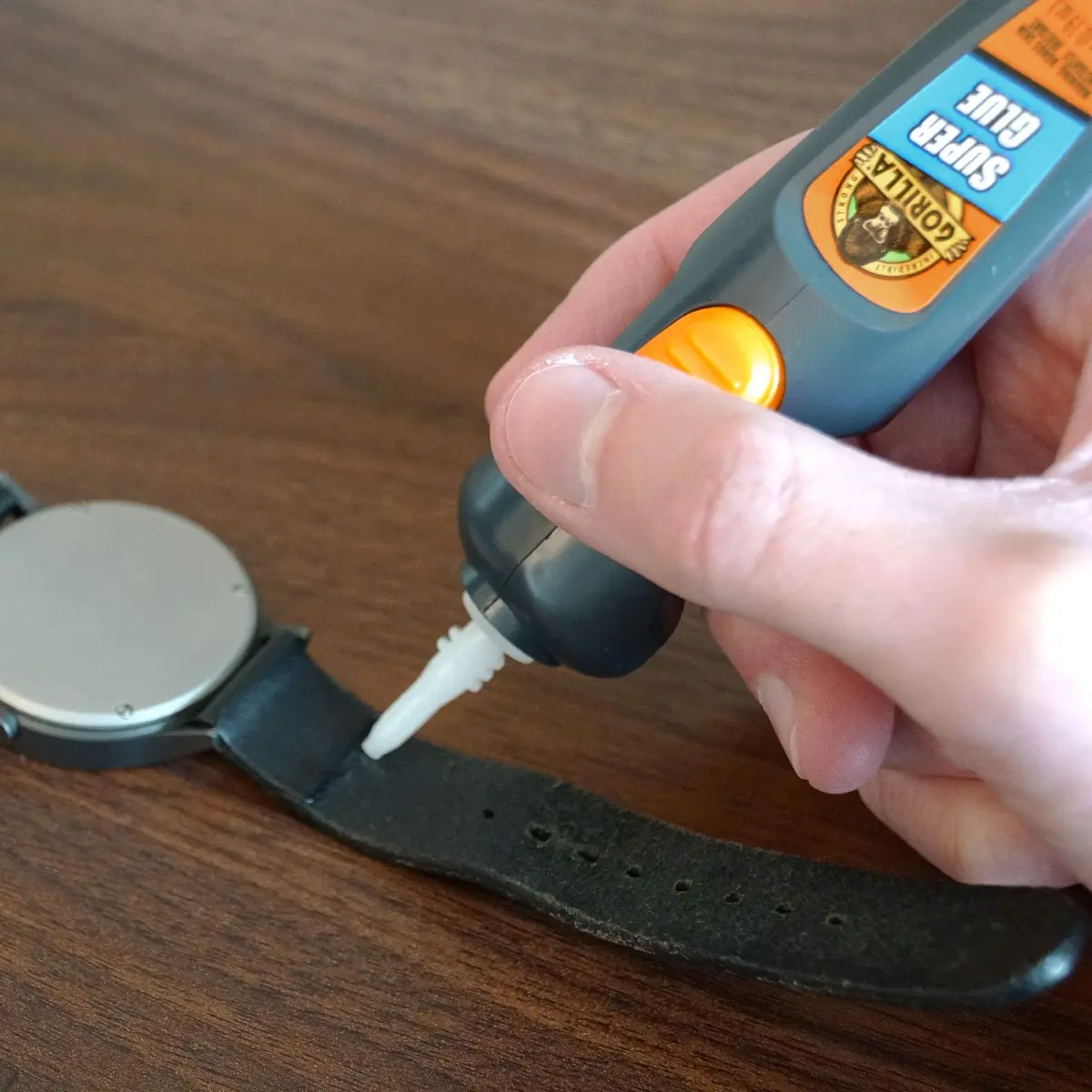 Gorilla Super Glue Pen, Precise Applicator, Fast Setting, Clear, 5.5g | Impact-Resistant Bonding Adhesive - view 3
