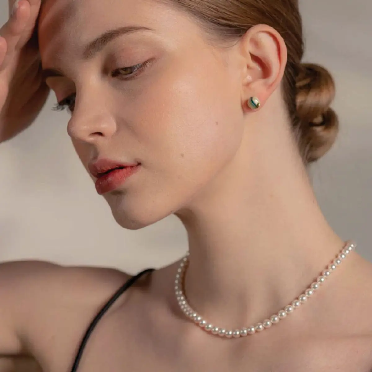 HERIER Pearl Necklace for Women 6MM | Elegant Imitation Pearl Jewelry with Silver or Gold Finish - view 4